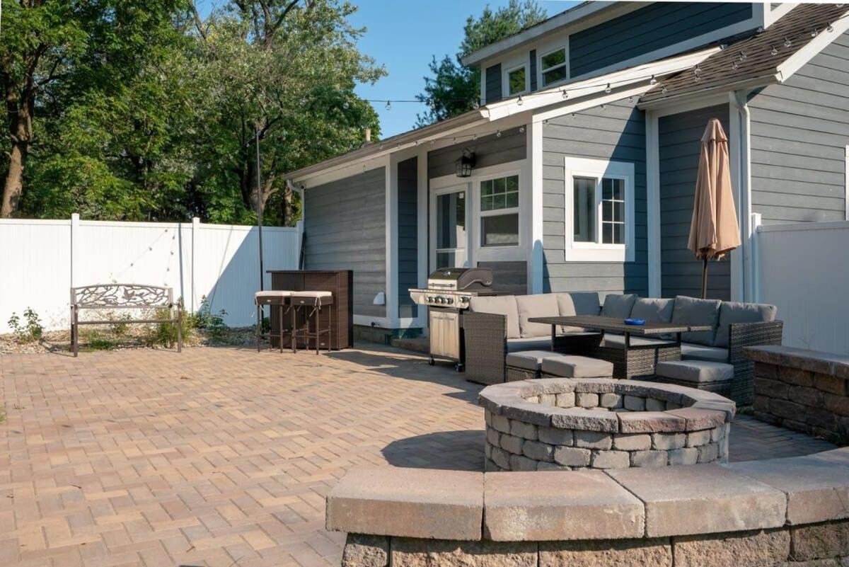 The Lucky Charm Home Of The Fighting Irish! Bbq Outdoor Games Coffee South Bend Zewnętrze zdjęcie
