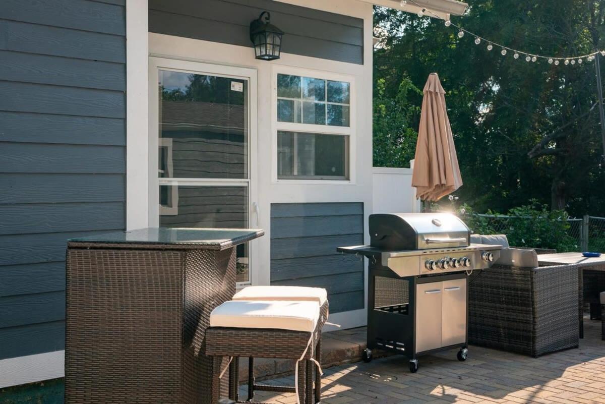 The Lucky Charm Home Of The Fighting Irish! Bbq Outdoor Games Coffee South Bend Zewnętrze zdjęcie
